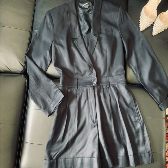 CLUB MONACO BLACK ROMPER - Picture 9 of 15